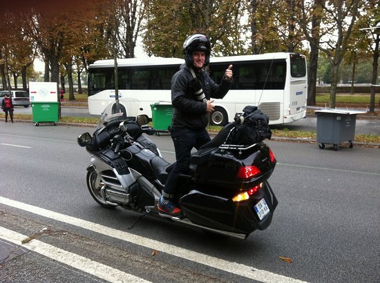 moto-taxi-paris-liberty